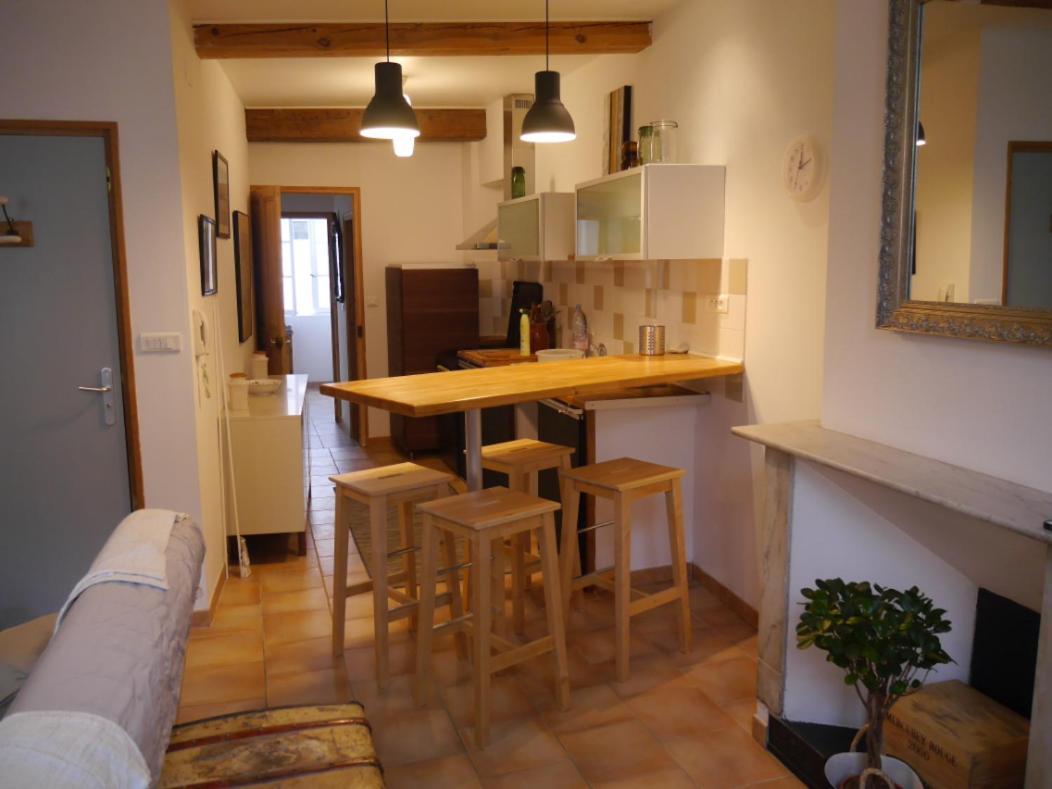 Centre Ville, Confortable Appartement 60M2 Avignon Buitenkant foto